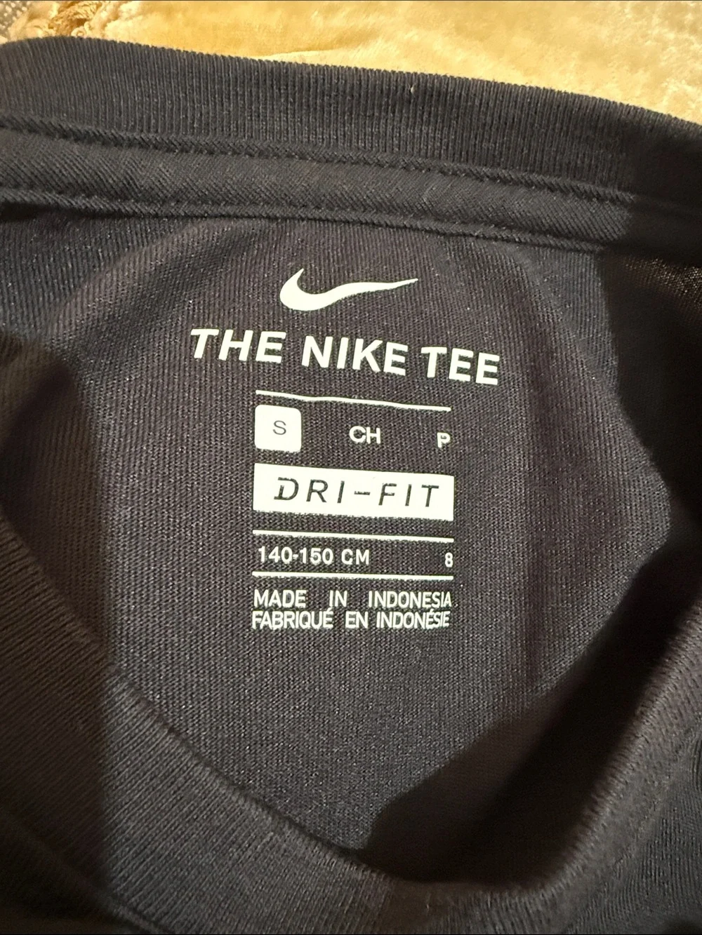 Nike Black Bed-Stuy Brooklyn Nets logo Graphic Tee Small Kids NBA